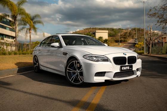 BMW M5 4.4 V8 32V GASOLINA 4P AUTOMÁTICO